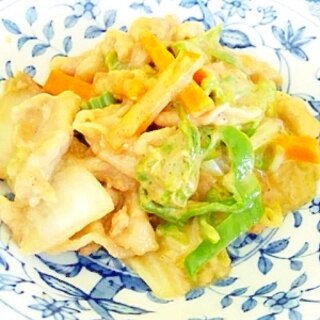 白菜と豚肉のオイマヨ炒め